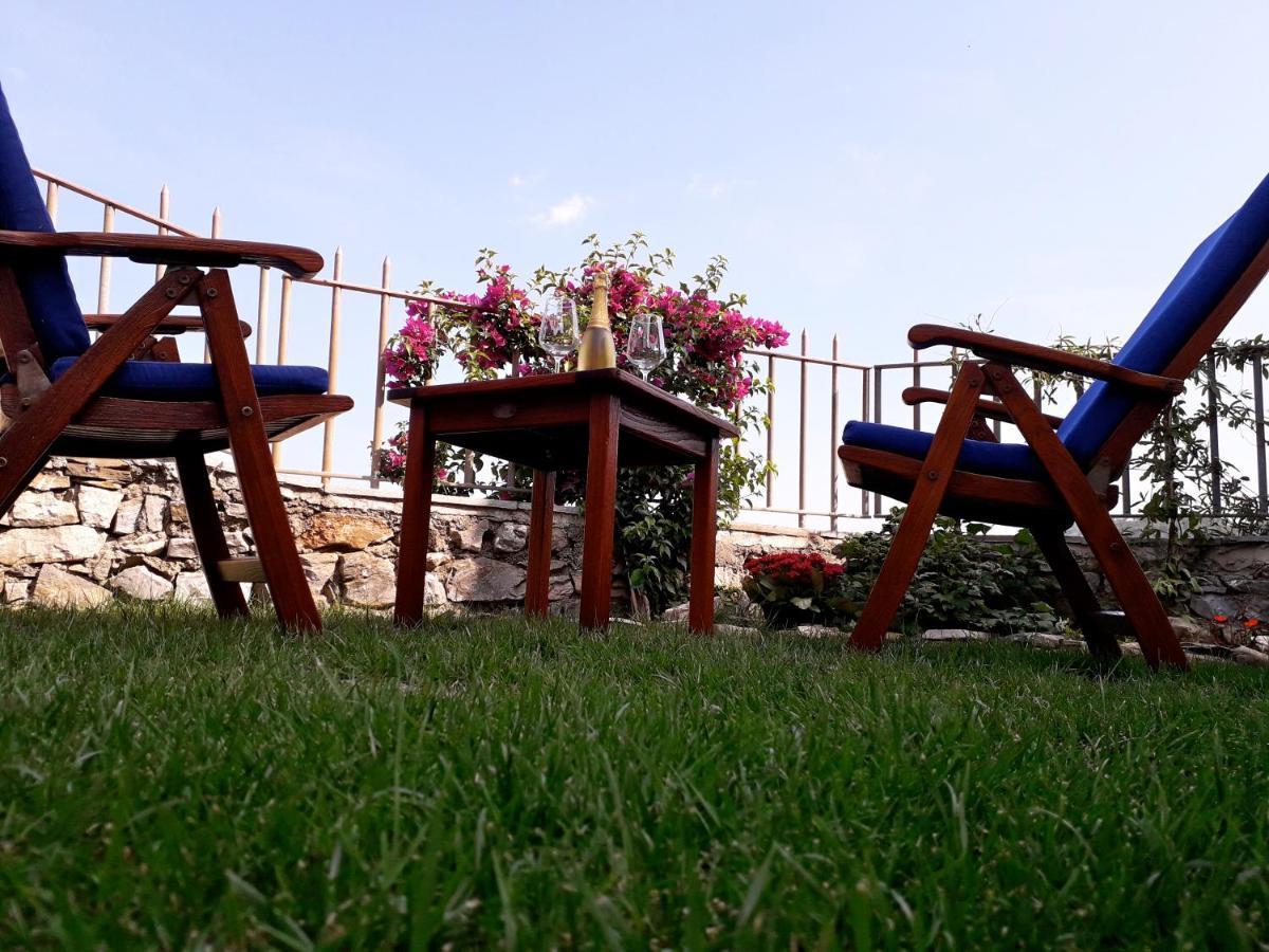 Bed and Breakfast Il Porto Di Benny Alassio Exterior foto